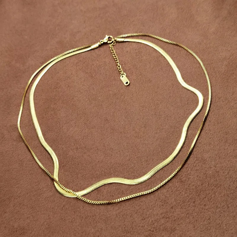Casual Vintage Style Solid Color Titanium Steel Plating 18K Gold Plated Layered Necklaces_colorza_3