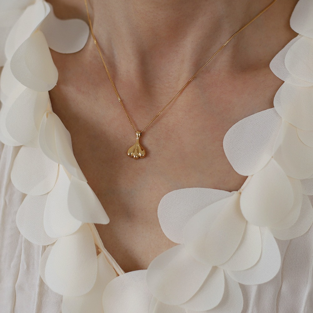 Perfume Design of Gold Plated Necklace