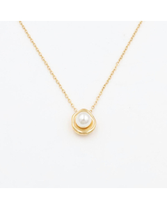 Wholesale Stainless Steel Baroque Pearl Necklace French Light Luxury Niche Oval Pearl Pendant Necklace