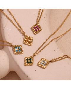 Wholesale Stainless Steel Pendant Necklace Daily Style Plated 18K Gold Four Diamond Geometric Pendant Necklace