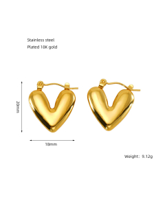 Retro Light Luxury Temperament Love Eye Plated 18K Gold Stainless Steel Earrings