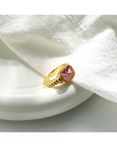 Pink Rectangular Drill Inlaid Stainless Steel Ring Fashion Distorted Spiral 18K Gold Ring