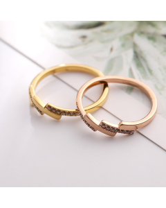 Wholesale INS Style Ring Simple Stage Diamond Inlaid 18K Gold Stainless Steel Ring Zircon Hand Jewelry Female