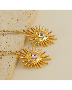 Wholesale Stainless Steel Neckalce Female Niche Elegant Diamond Heart Flower Zircon Inlaid Necklace