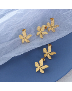 Fashion Petal Three-Dimensional Embossed Retro Titanium Steel Earrings