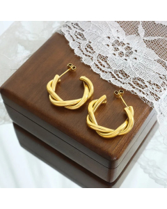 Retro C Shape Spiral Stripe Titanium Steel Earrings Plating Stainless Steel Earrings