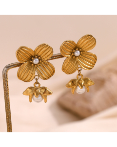 Wholesale Stainless Steel Earrings Flower Stitching Imitation Pearl Earrings