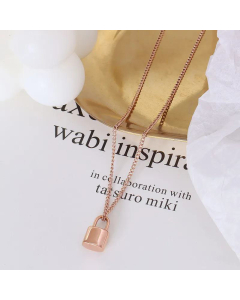 European And American Titanium Steel 18k Gold Clavicle Chain Small Lock Pendant Necklace-01-Rose Gold Color