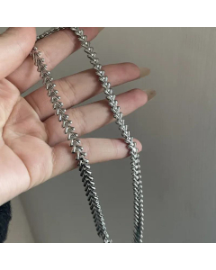 Titanium Steel Metal Plain Cuban Hip-hop Sweater Clavicle Chain Sweater Accessories