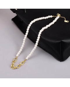 European And American Female 18K Gold Pearl Titanium Steel Necklace Wholesale
