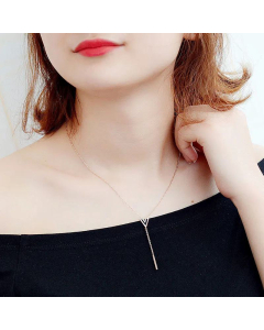 V Letter Necklace Female Niche Titanium Steel Clavicle Chain Necklace