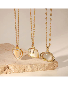Fashion Heart Stainless Steel Inlaid Zirconium Planet Pendant Necklace