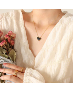 Heart-Shaped Clavicle Necklace Jewelry Black Diamond Titanium Steel