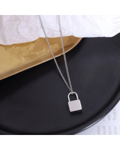 18K Gold Plated Necklace Fashion Lock Pendant on Titanium Steel Jewelry