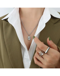 French Style Inlaid Black Acrylic Radial Pattern Square Brand Pendant Titanium Steel Necklace 