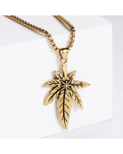Three-Color Big Maple Leaf Pendant Stainless Steel Necklace Wholesale 