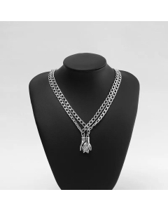 A Pair Of Hand-Holding Magnet Suction Pendant Ornaments Titanium Steel Chain O-Shaped Necklace Couple Necklace