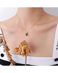 Wholesale Vintage Inlaid Emerald Zircon Titanium Steel Necklace 