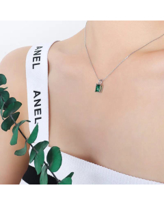 Wholesale Vintage Inlaid Emerald Zircon Titanium Steel Necklace 