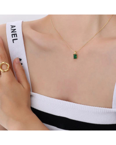 Wholesale Vintage Inlaid Emerald Zircon Titanium Steel Necklace 