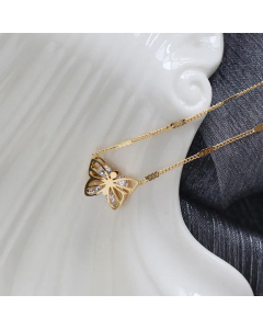 Wholesal Hollow Butterfly Inlaid Zircon Titanium Steel Necklace