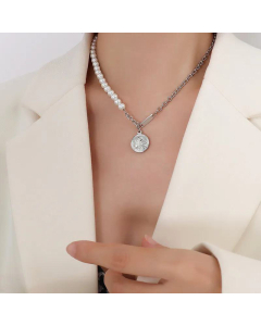 Wholesale Round Brand Portrait Pendant Titanium Steel Pearl Necklace