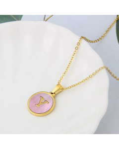 Wholesale Jewelry Simple Round Pink Shell Stainless Steel 26 Letter Pendant Necklace