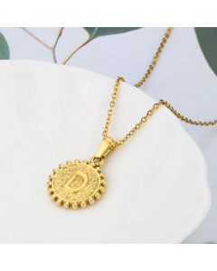 Wholesale Jewelry Simple Round Pendant Stainless Steel 26 Letter Necklace