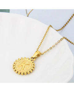 Wholesale Jewelry Simple Round Pendant Stainless Steel 26 Letter Necklace