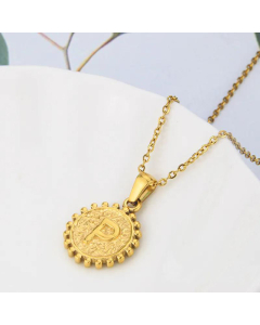 Wholesale Jewelry Simple Round Pendant Stainless Steel 26 Letter Necklace