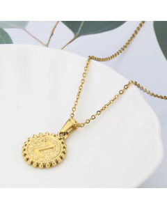 Wholesale Jewelry Simple Round Pendant Stainless Steel 26 Letter Necklace