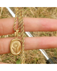 Fashion Oval Coin Rose Pendant Necklace 18K Gold Plated Stainless Steel