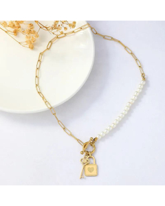 Retro Simple Pearl Stitching OT Buckle Heart Key Lock Necklace