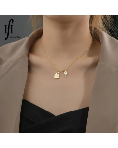 Wholesale Simple Titanium Steel Key Lock Pendant Necklace