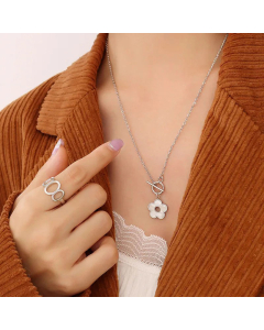 French Plated 18K Real Gold Necklace OT White Sea Shell Flower Buckle Titanium Steel Female