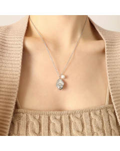 Plated 18K Gold Necklace Shaped Geometric Imitation Pearl Pendant Titanium Steel 