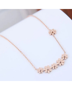 Korean Fashion Flower Necklace Small Chrysanthemum Titanium Steel Necklace