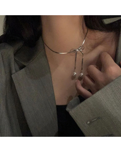 Fashion Bow Knot Titanium Steel Pearl Pendant Geometric Necklace