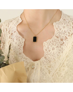 Fashion Plated 18K Gold Square Black Pendant Titanium Steel Necklace