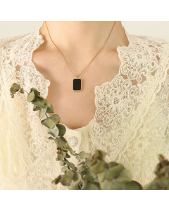 Fashion Plated 18K Gold Square Black Pendant Titanium Steel Necklace