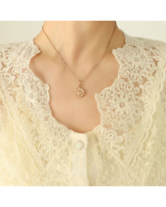 Fashion Titanium Steel Temperament Sun Flower Pendant Necklace