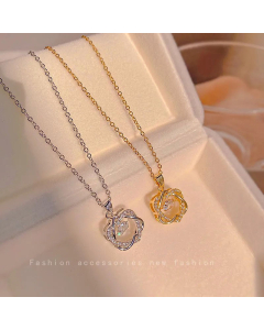 Fashion New Beating Heart Zircon Sweater Chain Women Titanium Steel