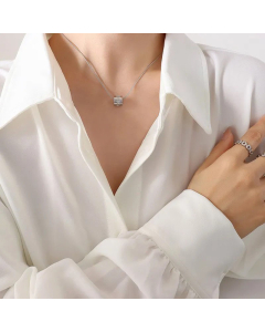 Women Fashion Inlaid Zircon Heart Titanium Steel Necklace Plating Stainless Steel Necklaces