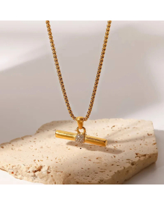 Fashion Gold Plated Artificial Diamond Stainless Steel Necklaces Geometric Stainless Steel Pendant Necklace 