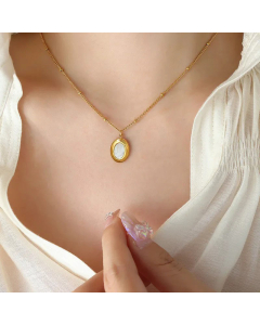 Classic Style Plating Shell Stainless Steel Necklaces Oval Titanium Steel Pendant Necklace 