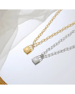 Simple Style Heart Shape Lock Titanium Steel Pendant Necklace Gold Plated Stainless Steel Necklaces