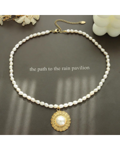 Elegant Round Patchwork Stainless Steel Necklaces Imitation Pearl Titanium Steel Necklace 