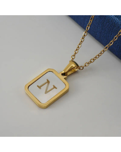 Fashion Gold Plated Shell Stainless Steel Necklaces Letter Stainless Steel Pendant Necklace 