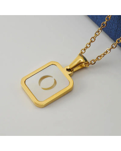 Fashion Gold Plated Shell Stainless Steel Necklaces Letter Stainless Steel Pendant Necklace 