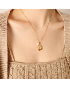 Fashion Inlay Artificial Pearls Stainless Steel Necklaces Geometric Titanium Steel Pendant Necklace